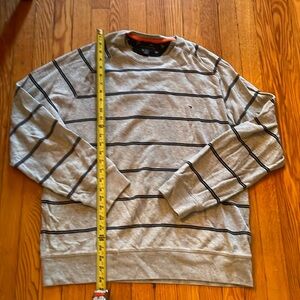 Men’s Tommy Hilfiger crewneck sweater